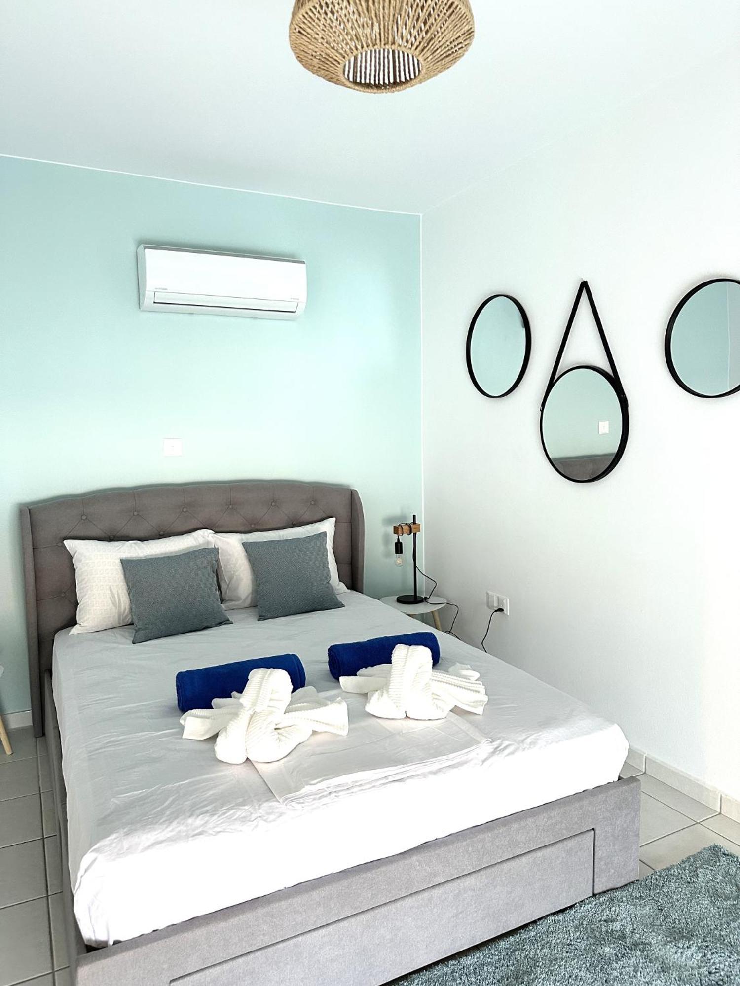 H&O Golden Sun Suite بافوس المظهر الخارجي الصورة